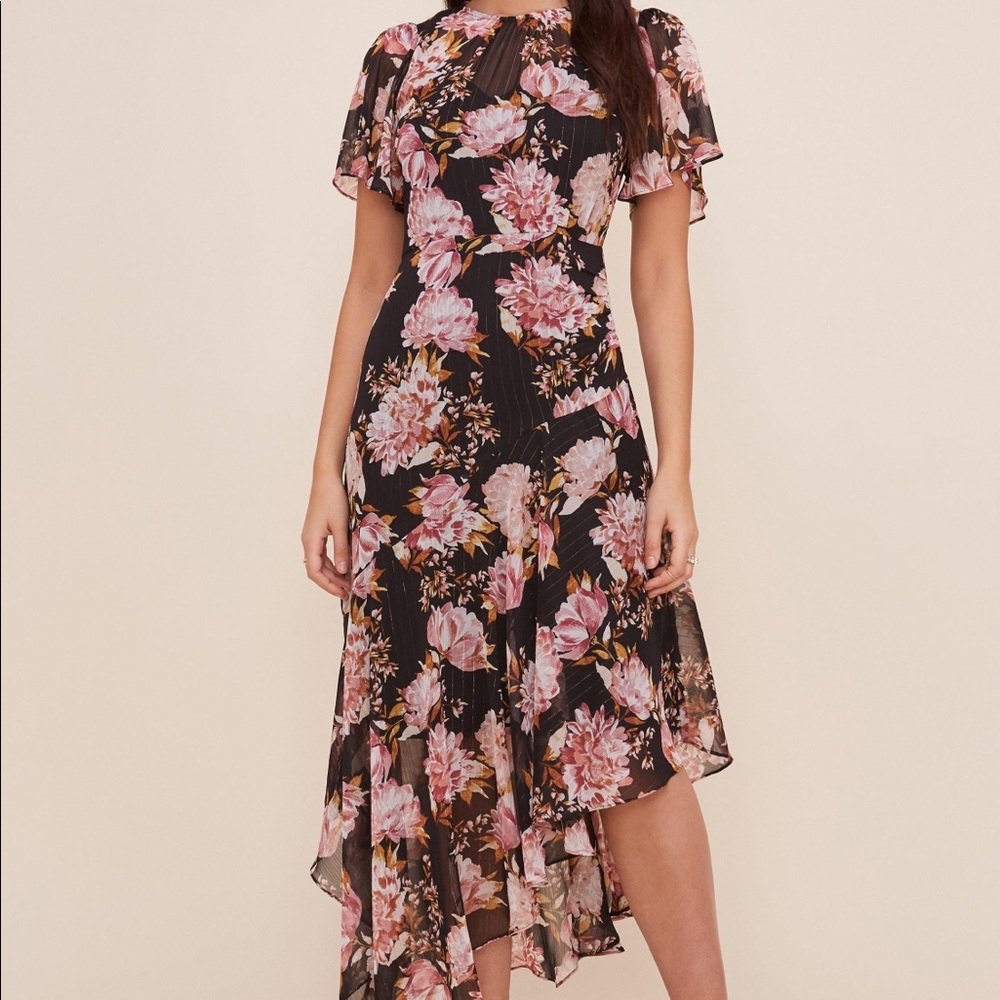 NWT ASTR Flutter Sleeve Floral Maxi Dress